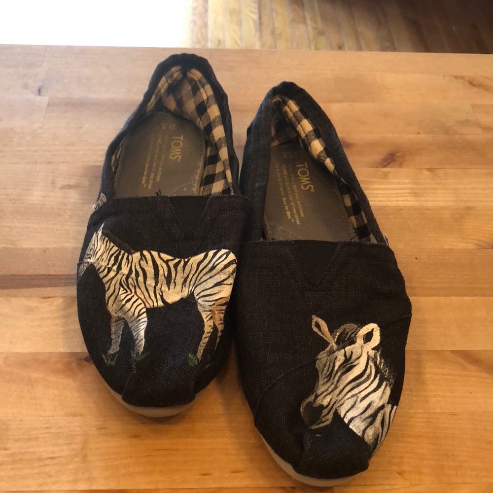 TOMS canvas with painted Zebra